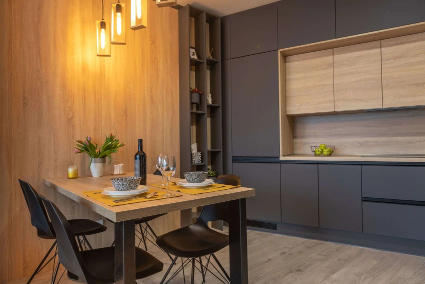 kuchyna_Kosice_tmava