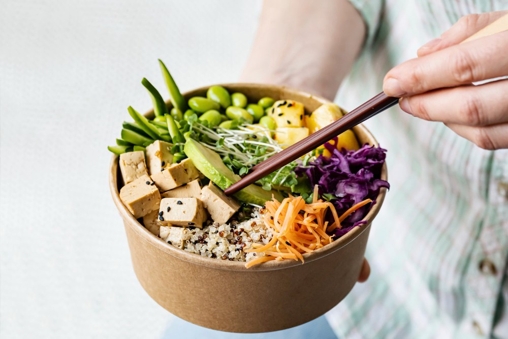 poké bowl s tofu